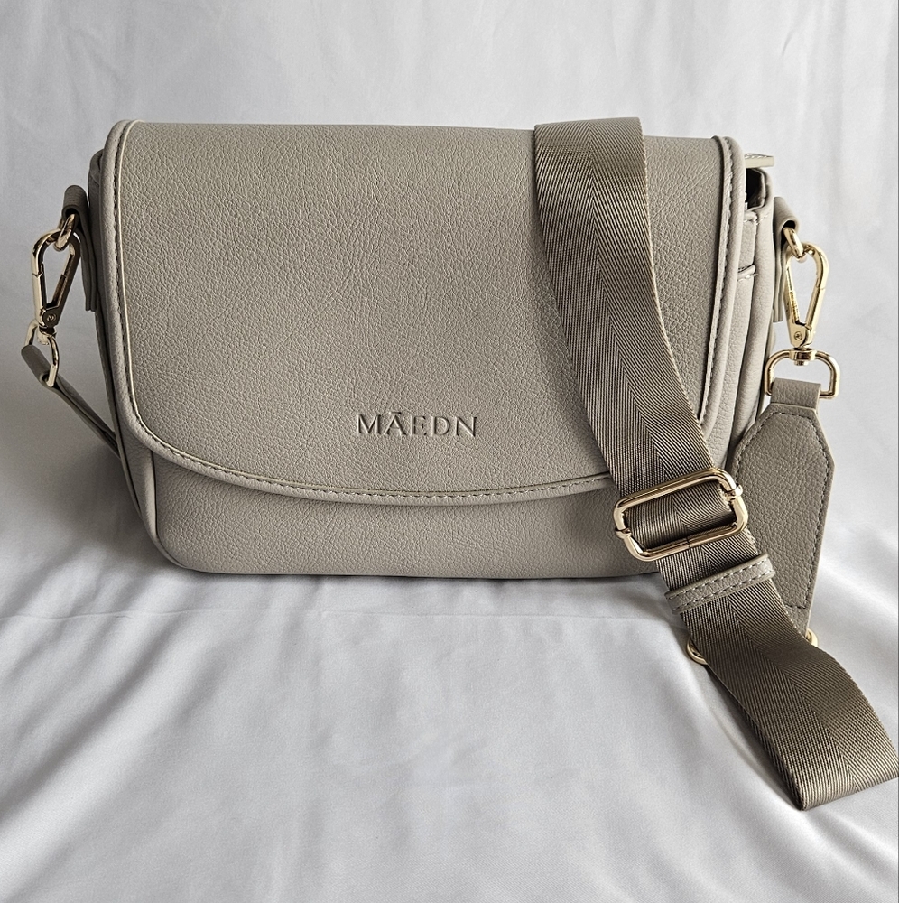 Maedn Everyday Crossbody Purse In Fog Vegan Leather